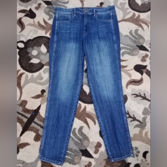 White House Black Market Woman Dark Wash Tapered Leg Denim High Rise Skinny Jean - Picture 6 of 13